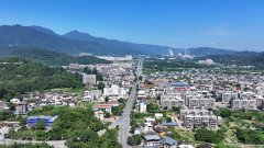 <b>是通过成立“资本共享、劣势互补”的财产协做</b>