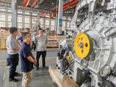 两边就项目合做、学生练习、就业和人养等问题